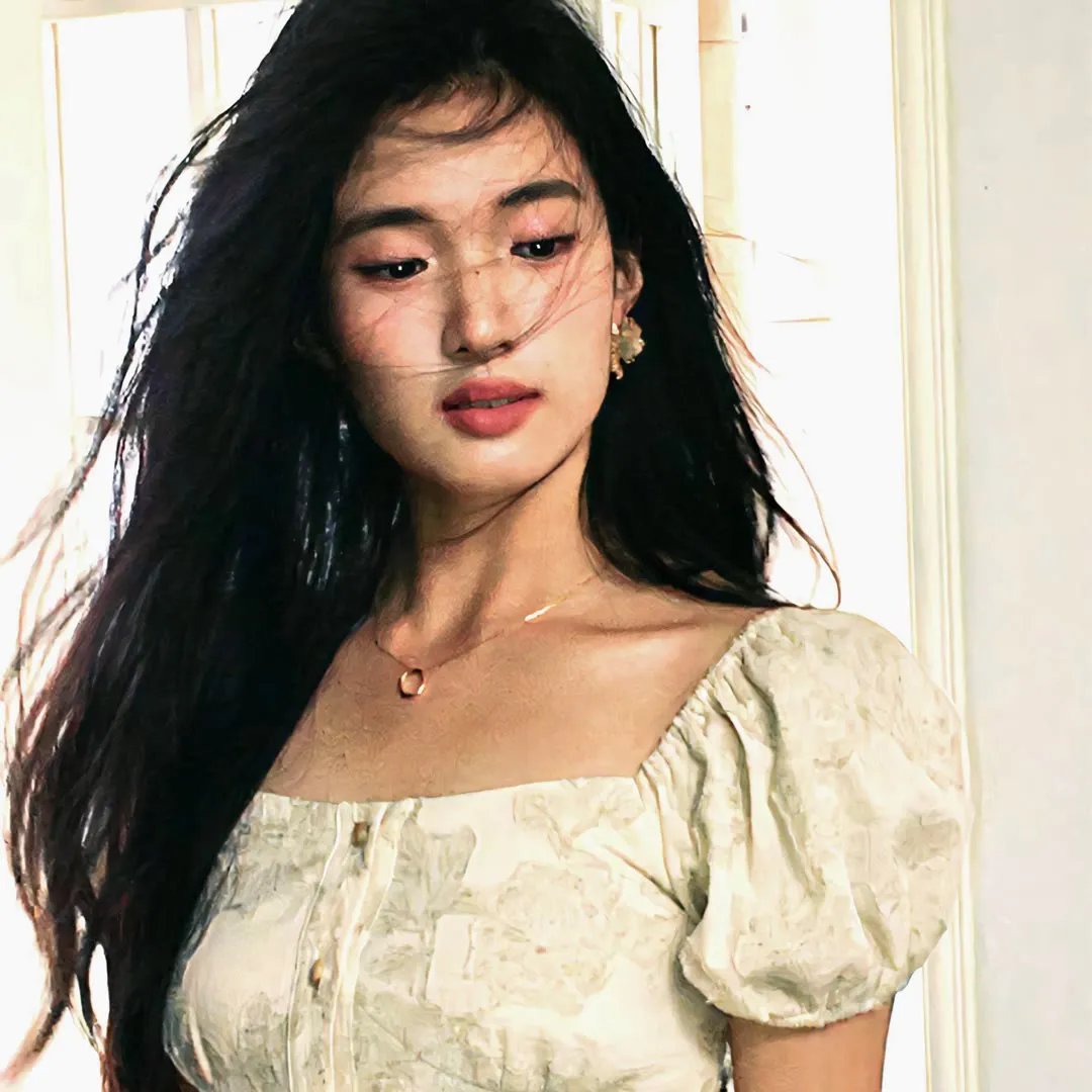 危城谜案